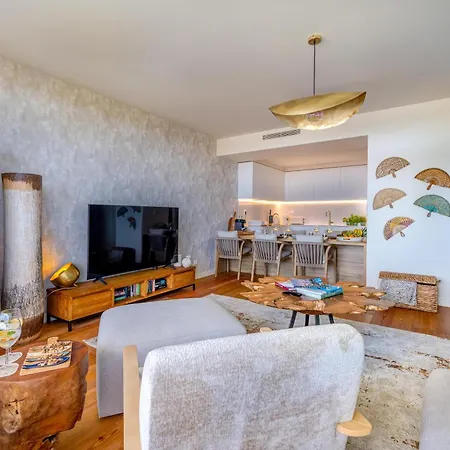 Blue Well Being Beachfront Pool And Raia - By Bedzy Apartamento