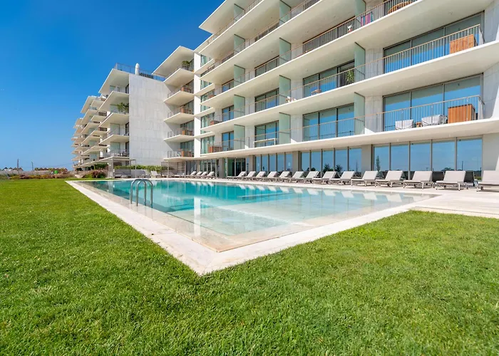 Blue Well Being Beachfront Pool And Raia - By Bedzy Lejlighed