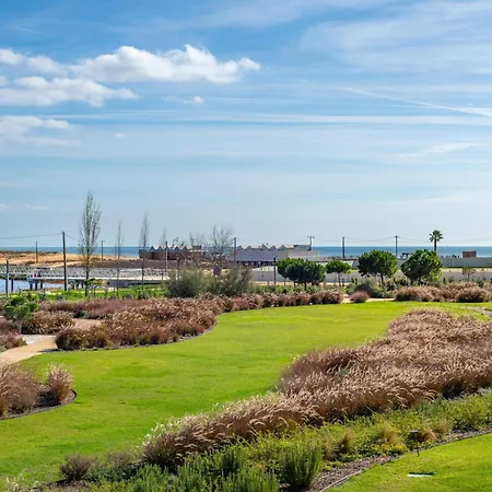 Blue Well Being Beachfront Pool And Raia - By Bedzy