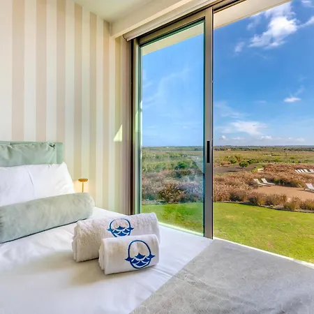 Blue Well Being Beachfront Pool And Raia - By Bedzy Apartment