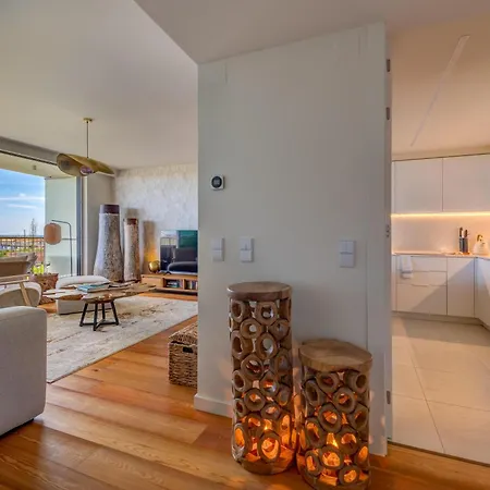 Blue Well Being Beachfront Pool And Raia - By Bedzy Armação de Pêra