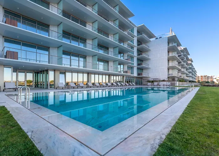 Διαμέρισμα Blue Well Being Beachfront Pool And Raia - By Bedzy *