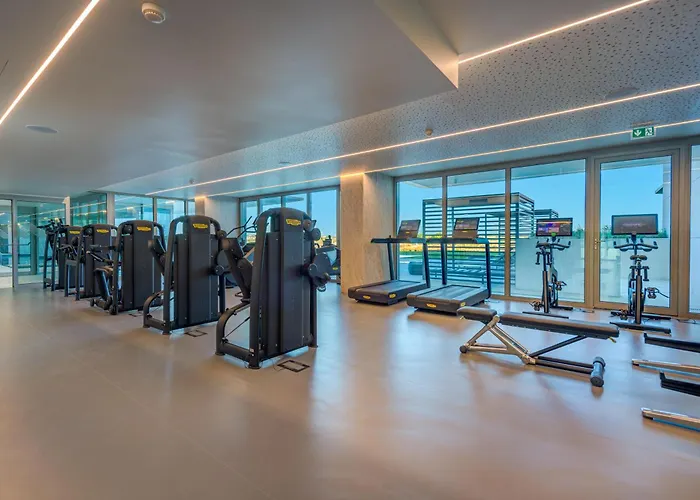 Blue Well Being Beachfront Pool And Raia - By Bedzy * Armação de Pêra