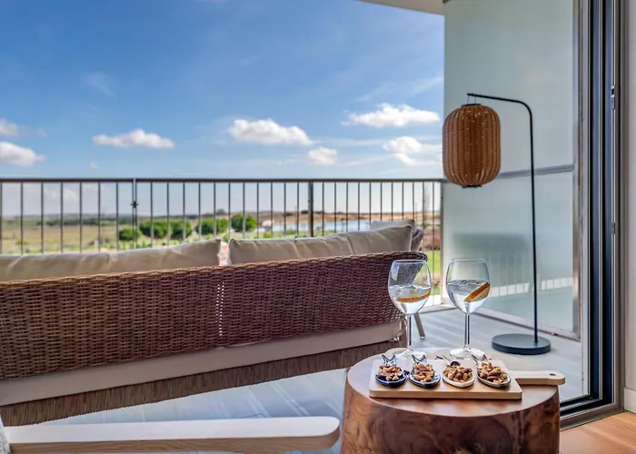 Διαμέρισμα Blue Well Being Beachfront Pool And Raia - By Bedzy Armação de Pêra