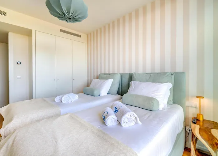 Blue Well Being Beachfront Pool And Raia - By Bedzy Διαμέρισμα *