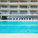 Апартаменты Blue Well Being Beachfront Pool And Raia - By Bedzy Армасан-де-Пера
